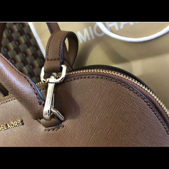 NWT Michael Kors gorgeous brown leather classic - Picture 5 of 8